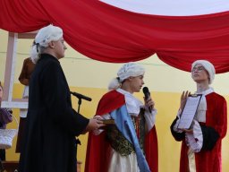 b_1024_768_0_00_images_2022_2023_Wydarzenia_3maja_342718109_641197821153417_617272539582577553_n